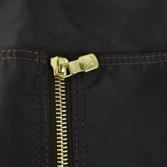 LOUIS VUITTON: Brown "LV" Logo, Long Garment Cover/Bag w/ Shoe Pouch (ow) - Picture 2 of 10